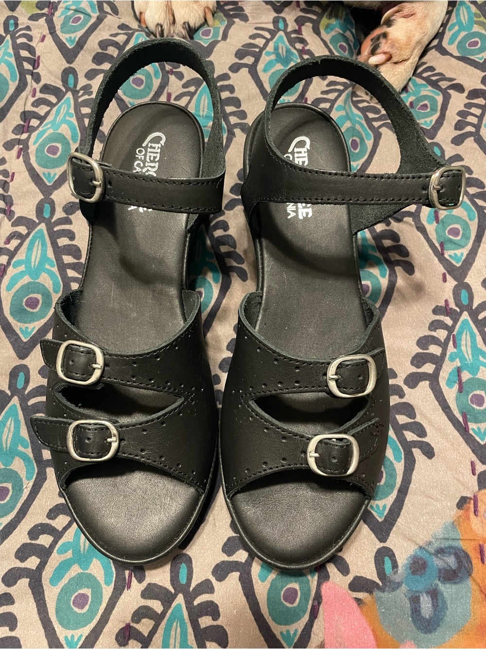 Cherokee Black Leather Triple-Buckle Sandals. NEW. Size 9